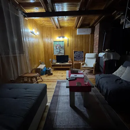 Gruzanski Biser Alpesi faház